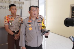 Polda Jatim Libatkan Labfor Untuk Ungkap Kasus Penembakan Oleh OTK di Tol Waru