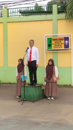 "Program Senin Pintar" Sat Resnarkoba Polres Metro Jakarta Timur Gencar Lakukan Sosialisasi dan Penyuluhan Bahaya Narkoba ke Sekolah-Sekolah 