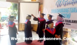 Dinsos P3AKB Bondowoso Wisuda Ratusan Orang Tua Dalam Sekolah Orang Tua Hebat (SOTH) di Kecamatan Tegalampel