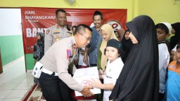 Sambut HUT Bhayangkara ke-78, Kepolisian RI Gelar Bakti Sosial di Rumah Yatim dan Dhuafa Pulogadung Jakarta Timur