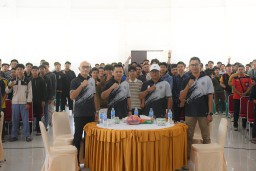 Romi Wijaya Buka Turnamen JKU E-sport Mobile Legend se-Kayong Utara