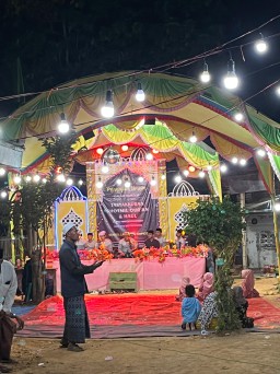 Pengajian Umum di Musholla Darul Hafidz Dalam Rangka Tasyakuran Hotmil Qur’an dan Haul
