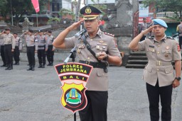Mengenang Jasa Pahlawan, Polres Jembrana Gelar Upacara Ziarah dan Tabur Bunga di Hari Bhayangkara ke-78