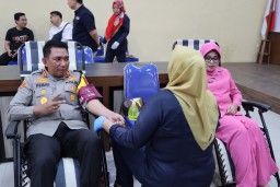 Bantu PMI Penuhi Stok Darah, Polres Bangkalan Gelar Donor Darah Jelang HUT Bhayangkara ke 78