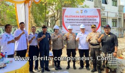 Kapolres Klungkung Lakukan Peletakan Batu Pertama Pembangunan Kantor Polsubsektor Kawasan Pelabuhan Sampalan