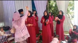 Pernikahan Meriah di Kampung Ranca Walang