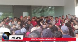 Aksi Demo Menuntut Hak Normatif Aliansi Buruh Sambas Bengkayang ABSB
