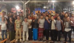 Tak Henti Hentinya Dukungan Dari Pemuda dan Warga Rongtengah, Untuk Kemenangan H Slamet Junaidi dan Ra Mahfudz di Pilkada Sampang