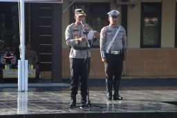 Kapolres Sampang Pimpin Apel Gelar Patuh Semeru 2024 di Mapolres Sampang