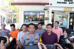 Modus Pesan Via Grab, Dua Orang Pelaku Pencurian Sekaligus Penggelapan Berhasil Diringkus Satreskrim Polres Bangkalan