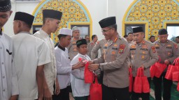 Polres Metro Jakarta Timur Gelar Doa Bersama dan Santunan Anak Yatim Memperingati Tahun Baru Islam 1446 H