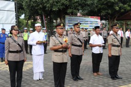 Kapolres Pimpin Sertijab Kabag Ren dan Kasat Lantas Polres Jembrana
