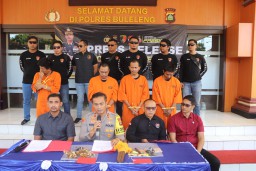 Kapolres Buleleng Pimpin Konferensi Press Tim Goak Poleng Ungkap Kasus Curanmor dan Pretima