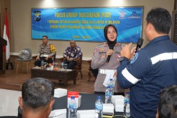 Tekan Angka Laka Lantas, Polres Pelabuhan Tanjung Perak Gelar FGD