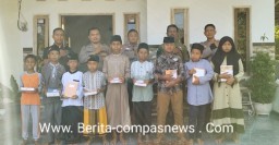 Jum'at Berkah, Kapolsek Tegalampel dan Anggota Santuni Anak Yatim di Sekarputih