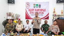 Ngopi Kamtibmas Bersama 4 Pilar di Satkamling RW 10 Pulogadung, Ini Yang Disampaikan Kapolres Metro Jak-Tim
