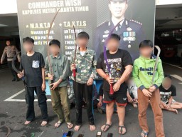 Gagalkan Tawuran, Tim TP3 Polres Metro Jakarta Timur Amankan 10 Remaja Berikut Sajam