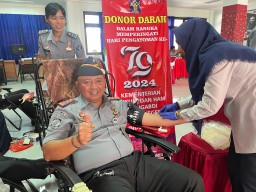 Semarak Pengayoman ke-79 Tahun, Lapas Narkotika Kelas IIA Pamekasan Kanwil Kemenkumham Jatim Gelar Donor Darah