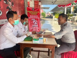 Berikan Pelayanan Prima Lapas Narkotika Kelas IIA Pamekasan Kanwil Kemenkumham Jatim Gelar Pemeriksaan Kesehatan Gratis Untuk Pengunjung dan Petugas