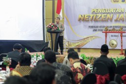 Jogo Jatim, Bidhumas Polda Jawa Timur Bersama Netizen Deklarasi Pilkada Aman dan Damai 2024