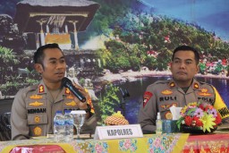 Kapolres Karangasem Jabarkan Commander Wish Kapolda Bali 2024 Dihadapan Personil Polres Karangasem