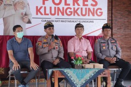 Giat Jumat Curhat Polres Klungkung di Banjar Pegulingan