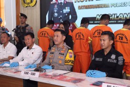 Berhasil Amankan 8 Tersangka Pengedar Sabu, Polres Lamongan Selamatkan Ratusan Orang dari Ancaman Narkoba