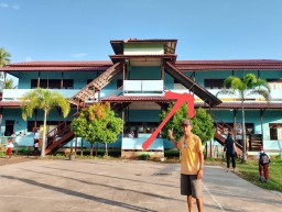 Beton Teras Lantai 2 SDN 01 Rawan Ambruk Yan Ramdani Minta Disdik KKU Bertindak Sebelum Makan Korban