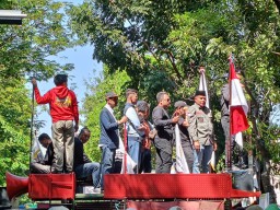 AMI Siap Geruduk dan Kepung Kantor Dinas Perumahan Rakyat, Kawasan Pemukiman dan Cipta Karya Provinsi Jawa Timur Terkait Dugaan Mark Up