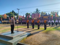 Polres Buleleng Gelar Upacara Kenaikan Pangkat Pengabdian dan Pelepasan Purna Bhakti