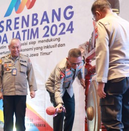 Kapolda Jatim Buka Musrenbang 2024,Siap Akselerasi Pertumbuhan Ekonomi Yang Inklusif dan Berkelanjutan