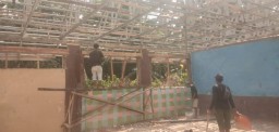 Kurangnya Pengawasan Abaikan K3 Rehabilitasi Ruangan Kelas SMPN 1 Bojong