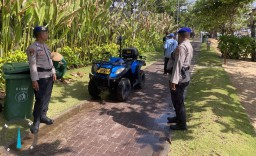 Polresta Denpasar Gelar Patroli Satgas Polairud di Pantai Samuh Kawasan Nusa Dua Untuk Pastikan Keamanan Jelang Pilkada 2024