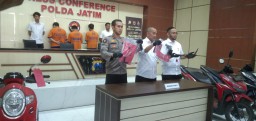 Polda Jatim Berhasil Amankan Tiga Tersangka Curanmor Satu Diantaranya Bersenjata Airsoft Gun