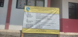 Proyek Pembangunan Ruang Kelas Baru SDN Mandalawangi 1 Tidak Sesuai Spesifikasi Besi Beton Pondasi dan Diduga Asal Jadi