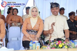 Kapolres Jembrana Beserta Ketua Bhayangkari Cabang Jembrana Hadiri Pawai Budaya Kabupaten Jembrana Tahun 2024