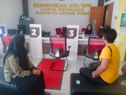 Kesal" 6 Tahun Sertifikat Tak Terbit, Warga Desa Rantau Panjang Datangi Kantor BPN Kayong Utara