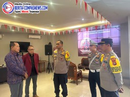 Kapolres Klungkung Pantau Personel Pengaman di Kantor KPU Klungkung