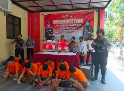 Polres Bangkalan Berhasil Amankan Sepuluh Tersangka Penyalahgunaan Narkoba, Dua Diantaranya Residivis