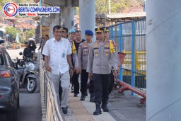 Kapolres Karangasem Pantau Arus Penyeberangan Padangbai Jelang Moto GP Mandalika