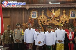 Kapolres Klungkung Hadiri Pelantikan Pimpinan DPRD Kabupaten Klungkung