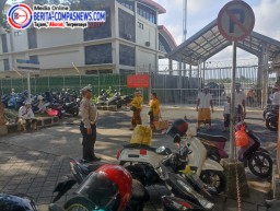 Pengamanan Persembahyangan Hari Raya Kuningan di Bandara Ngurah Rai