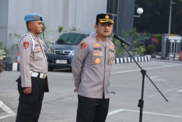 Tekankan Disiplin dan Komitmen Jaga Pilkada Aman, Kapolresta Tangerang Sampaikan Arahan Saat Apel Pagi