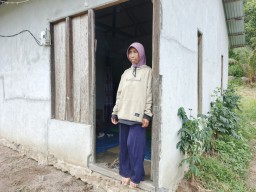 Proyek Jamban Milik Kementerian di kayong Utara, Terkesan Membohongi Warga Desa Pangkalan Buton