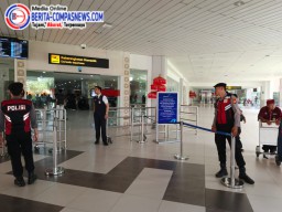 Polres Bandara Ngurah Rai Gelar Giat Rutin Yang Ditingkatkan di Terminal Domestik