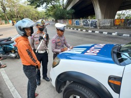 Giat Operasi Zebra Jaya Kanit Lantas Cilincing AKP Sentot, Dengan Sigap dan Cekatan