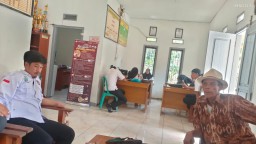 Silaturahmi ke PJ Kepala Desa Kuta Karang, Kecamatan Cibitung: PJ Kepala Desa H. Udin Sambut Baik 