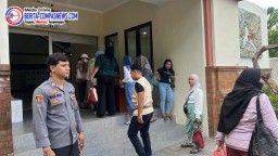 Pengamanan Gudang Logistik Kota Denpasar Oleh Polresta Denpasar Jelang Pilkada 2024