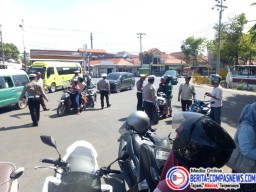Ops Zebra Semeru 2024, Satlantas Polres Sampang Menindak Tilang Manual 935 dan Teguran 2340