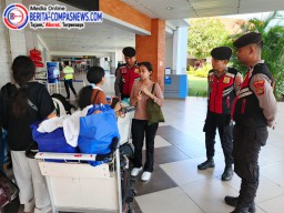 Polres Bandara Ngurah Rai Laksanakan Pengamanan Terminal Keberangkatan Bandara Ngurah Rai